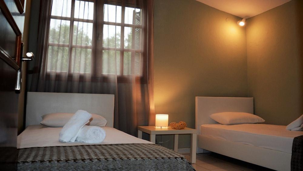 Our House 2 Luxury Suites Kavala Bagian luar foto