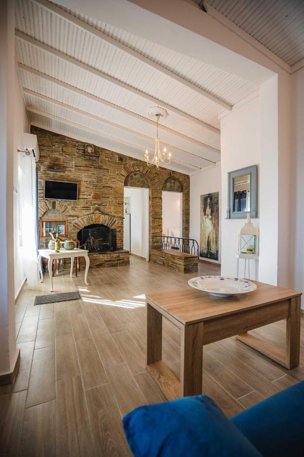 Our House 2 Luxury Suites Kavala Bagian luar foto