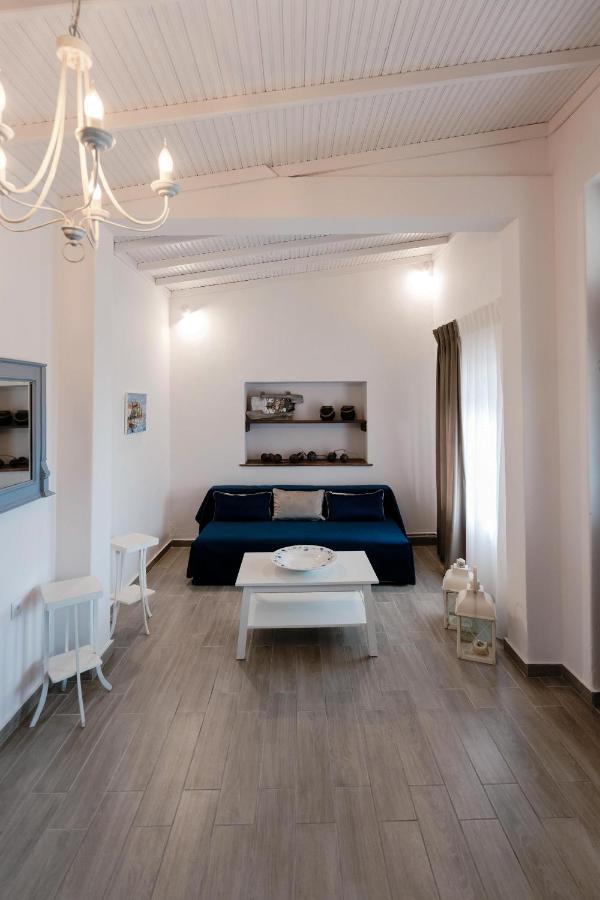 Our House 2 Luxury Suites Kavala Bagian luar foto
