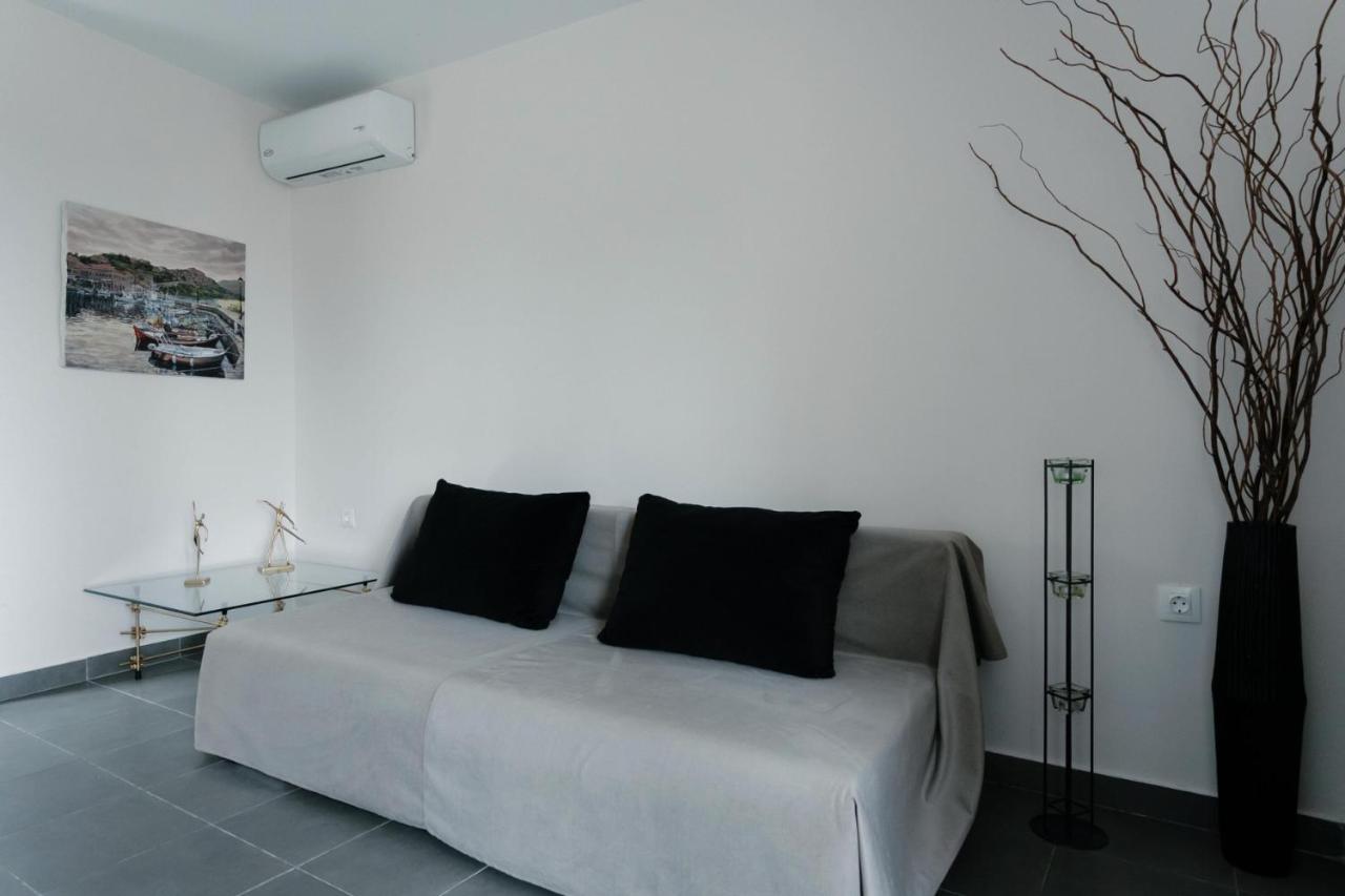 Our House 2 Luxury Suites Kavala Bagian luar foto