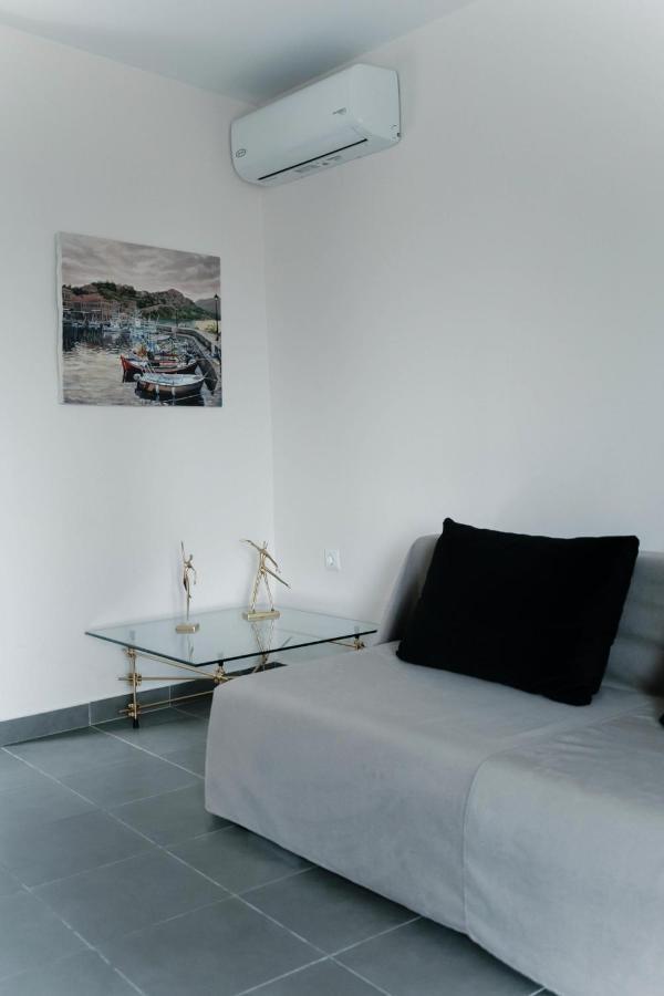 Our House 2 Luxury Suites Kavala Bagian luar foto